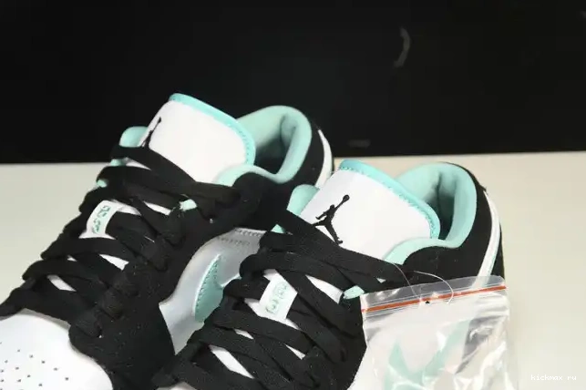 Rep Kickmax CQ9828-131 1 Air Jordan Low Green Island 0324